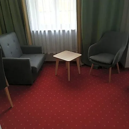 Pod Muzami Szálloda