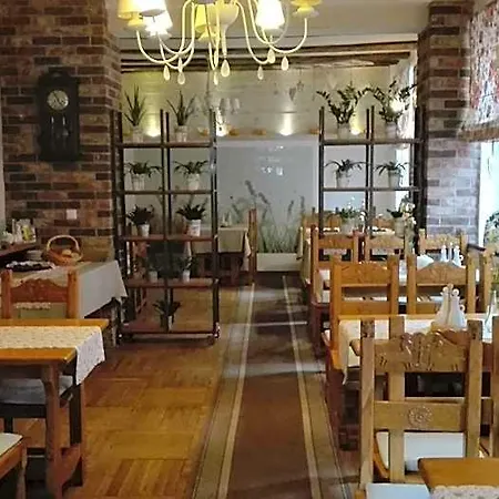 Pod Muzami 波莫瑞地区卡缅