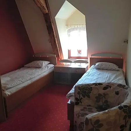Pod Muzami Szálloda